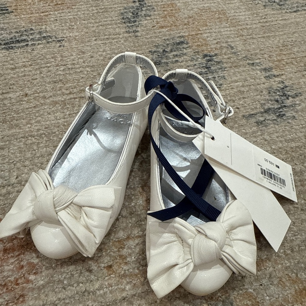 NWT Janie and Jack white girls dress shoes size 6